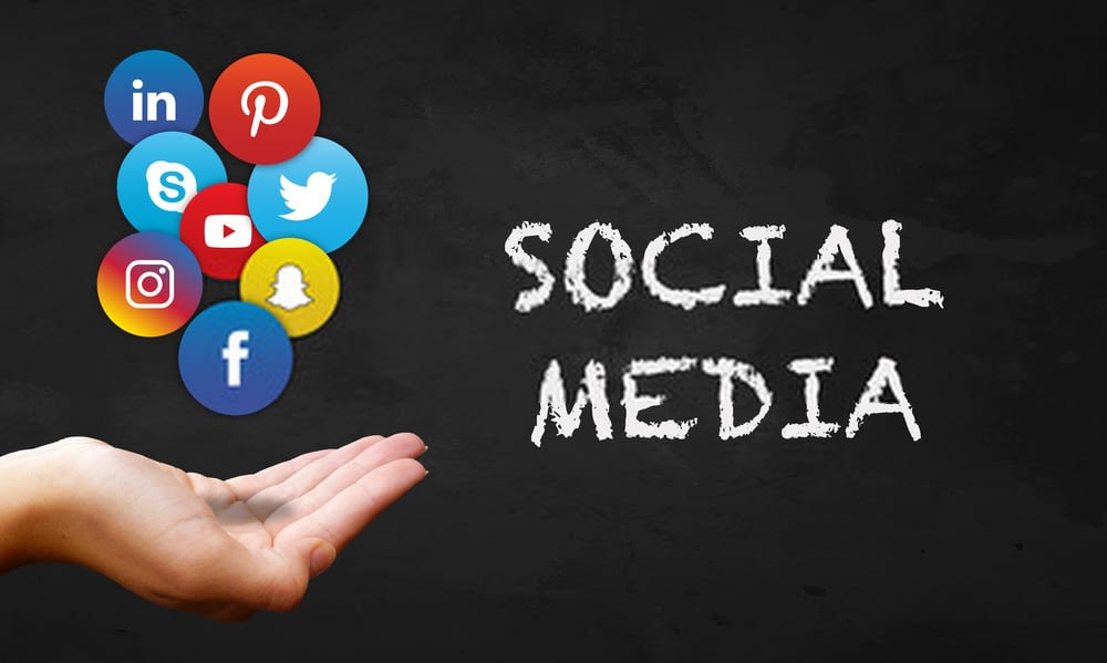 social media manager jobs